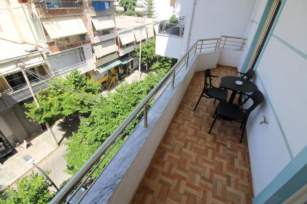 Doka Center Apartments Sarandë Esterno foto
