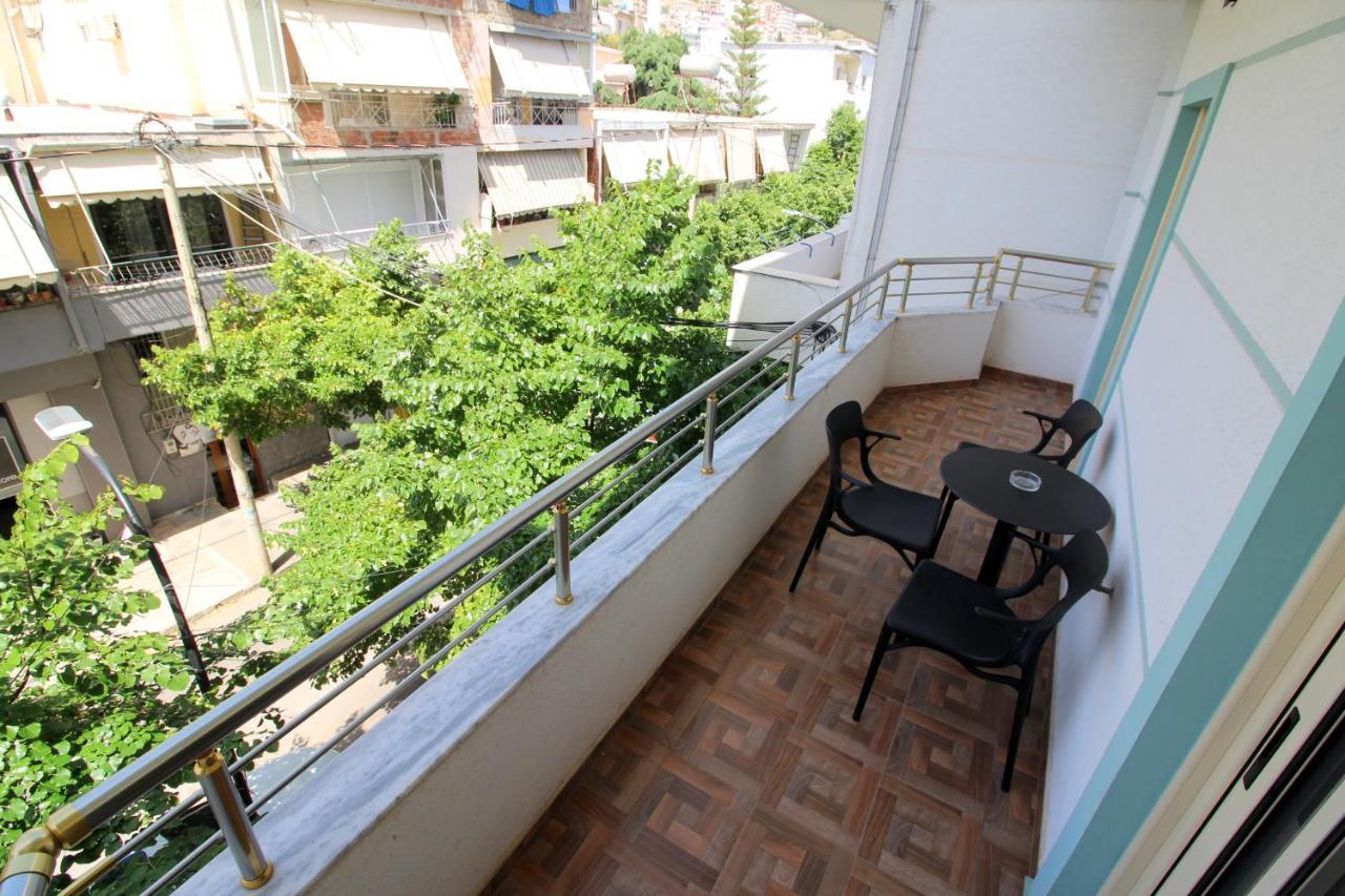 Doka Center Apartments Sarandë Esterno foto