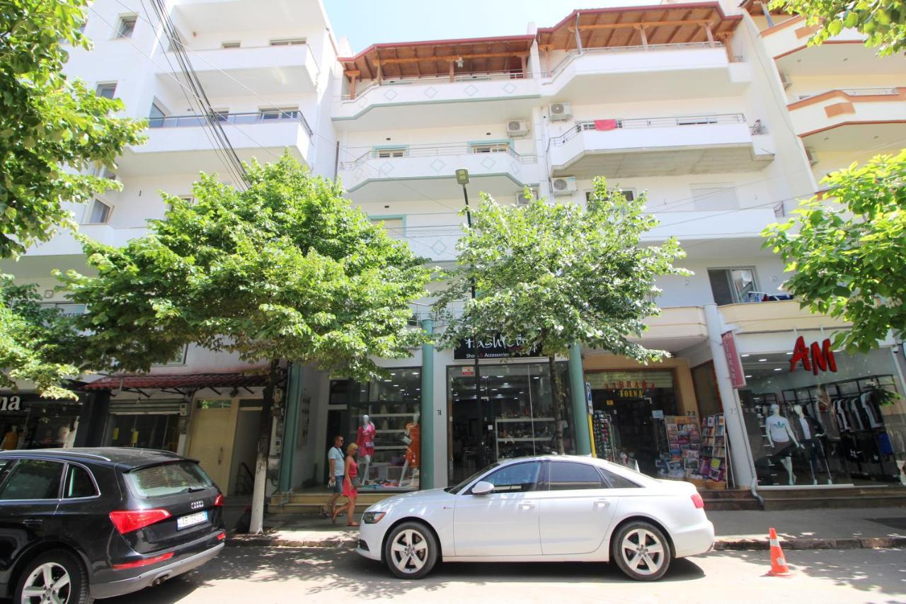 Doka Center Apartments Sarandë Esterno foto