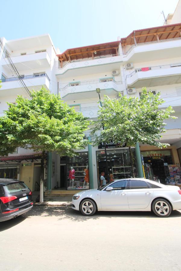 Doka Center Apartments Sarandë Esterno foto