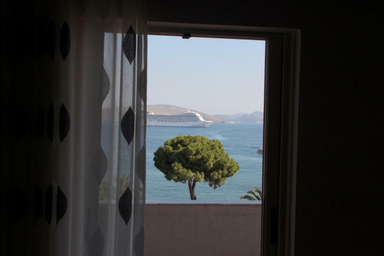 Doka Center Apartments Sarandë Esterno foto